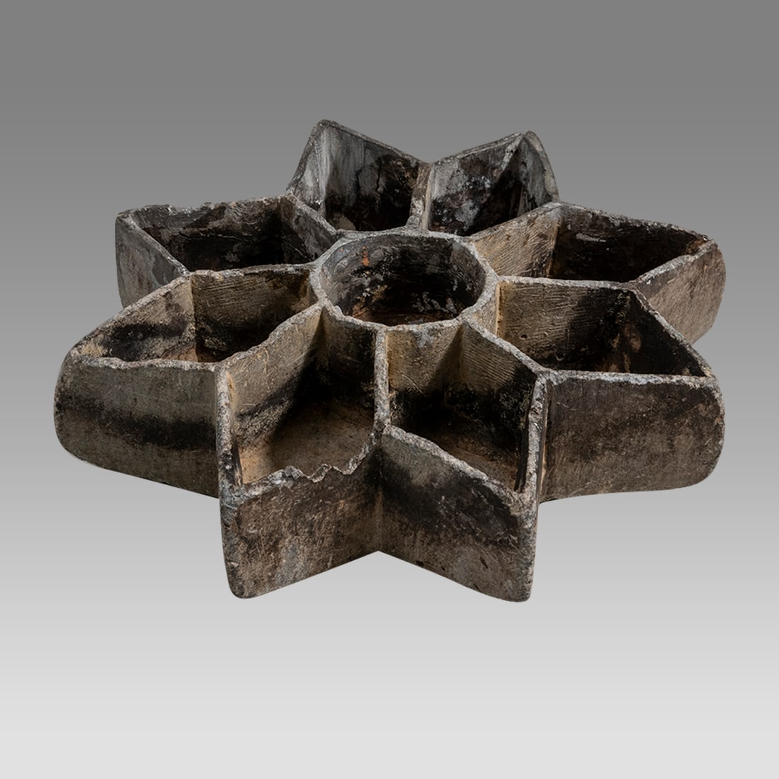 Ancient Bactrian Black Stone Star Shape Cosmetic Vessel c.3300-1300 BC. (1 of 3)