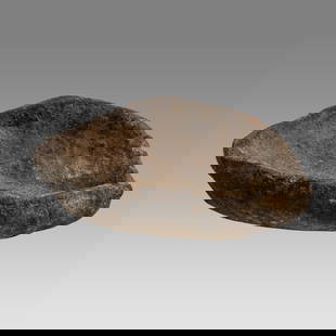 Ancient Holy Land chalcolithic Pottery Oil Lamp c.3500-3200 BC.: Ancient Holy Land chalcolithic Pottery Oil Lamp c.3500-3200 BC. Size 4 1/2 inches length, 1 1/4 inch high. Rare thick Black pottery oil lamp of simple form with pinched spout. Provenance: From The