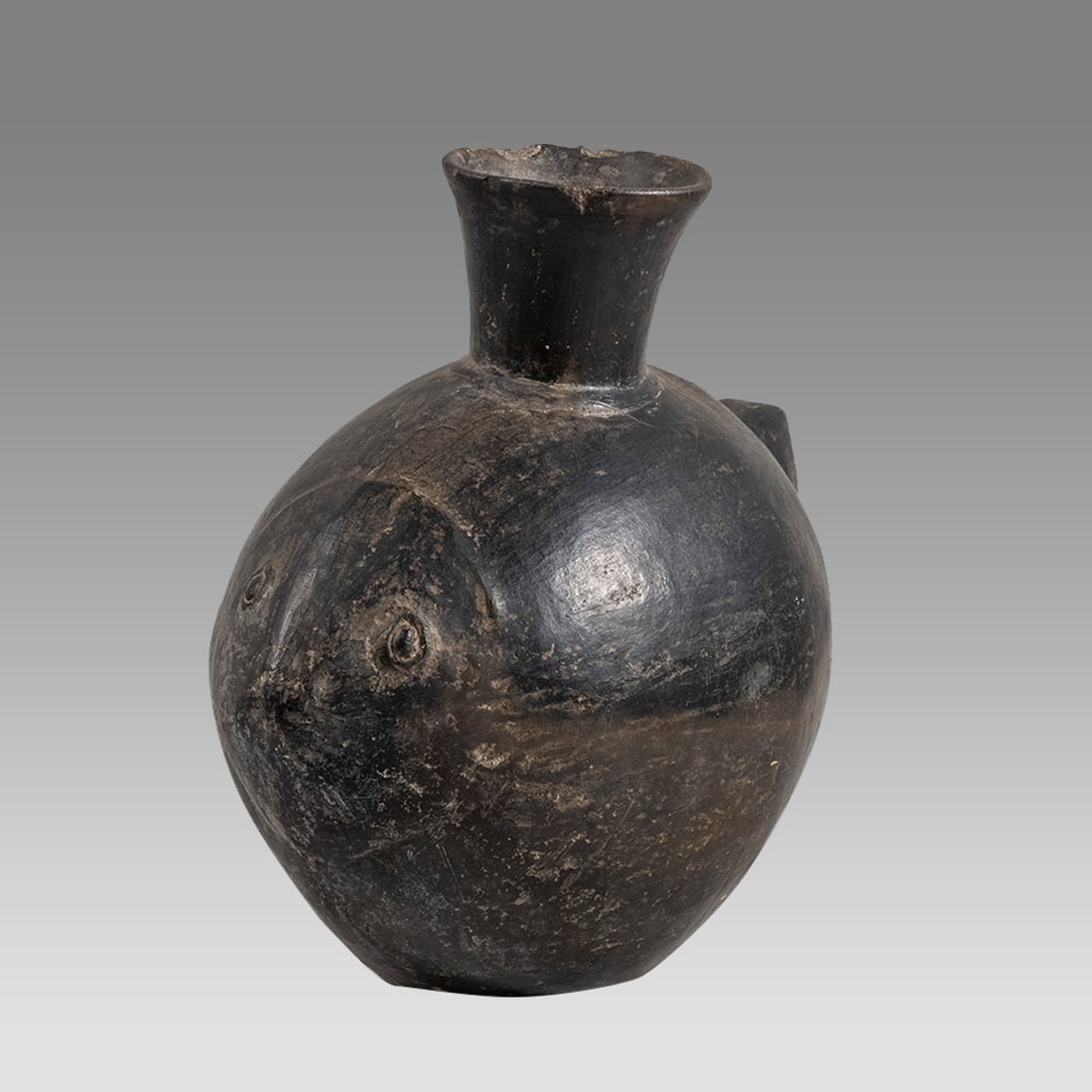 Ancient Pre Columbian Chimu Pottery Fish Form Vessel, Ca. 800 AD. (1 of 3)