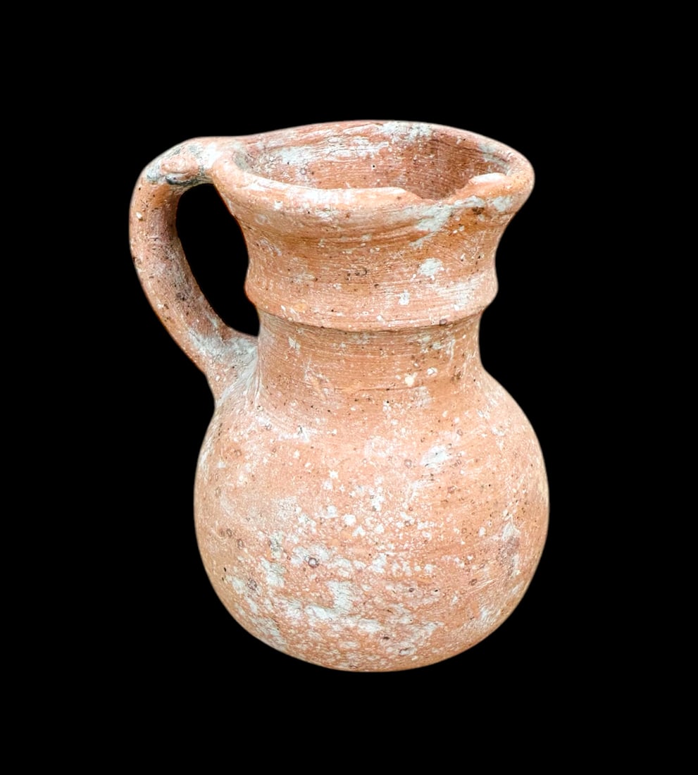 Ancient Holy Land Iron Age terracotta jug c.1000-800 BC.: Ancient Holy Land Iron Age terracotta jug c.1000-800 BC. Size 4 3/4 inches high. Time of divided monarchy and prophets in the Old Testament in the Bible. Ca. 1000 BC – 800 BC Time of Elijah and Elis