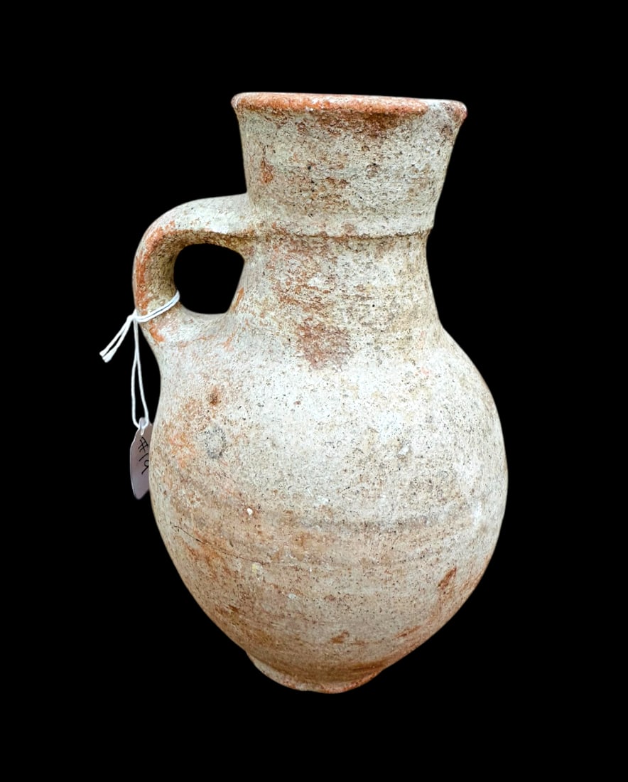 Ancient Holy Land Iron Age terra cotta jug c.1000-800 BC.: Ancient Holy Land Iron Age terra cotta jug c.1000-800 BC.Size 7 5/8 inches high. Time of divided monarchy and prophets in the Old Testament in the Bible. Ca. 1000 BC – 800 BC Time of Elijah and Elis