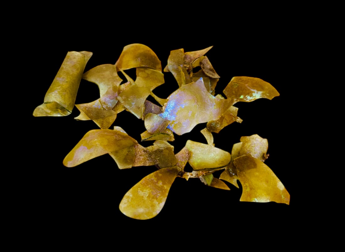 Ancient Roman Glass Bottle Fragments. c.1st-3rd century AD.: Ancient Roman Glass Bottle Fragments. c.1st-3rd century AD. Size 2 1/2 inches length the largest. An Ancient jig-saw puzzle. All pieces belonging to one bottle, Not guaranteed to be complete. From the