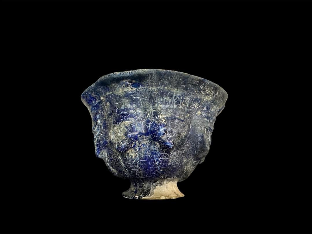 Ancient Islamic Persian Kashan Ceramic Bowl With Faces c.13th century AD. (1 of 7)