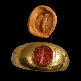 Roman Style Hollow Gold Ring With Agate intaglio.