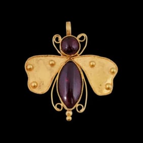 Roman Style High Karat Gold Bee With Garnet Pendant.