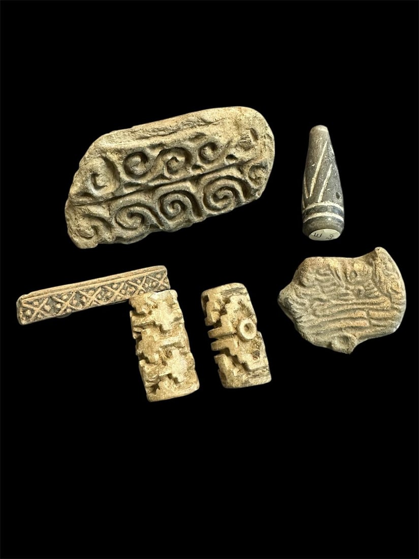 Lot of 6 Ancient Pre Columbian Ecuadorian Pottery Roller Seals Ca. 500 - 1000 A.D. Ecuador. (1 of 2)