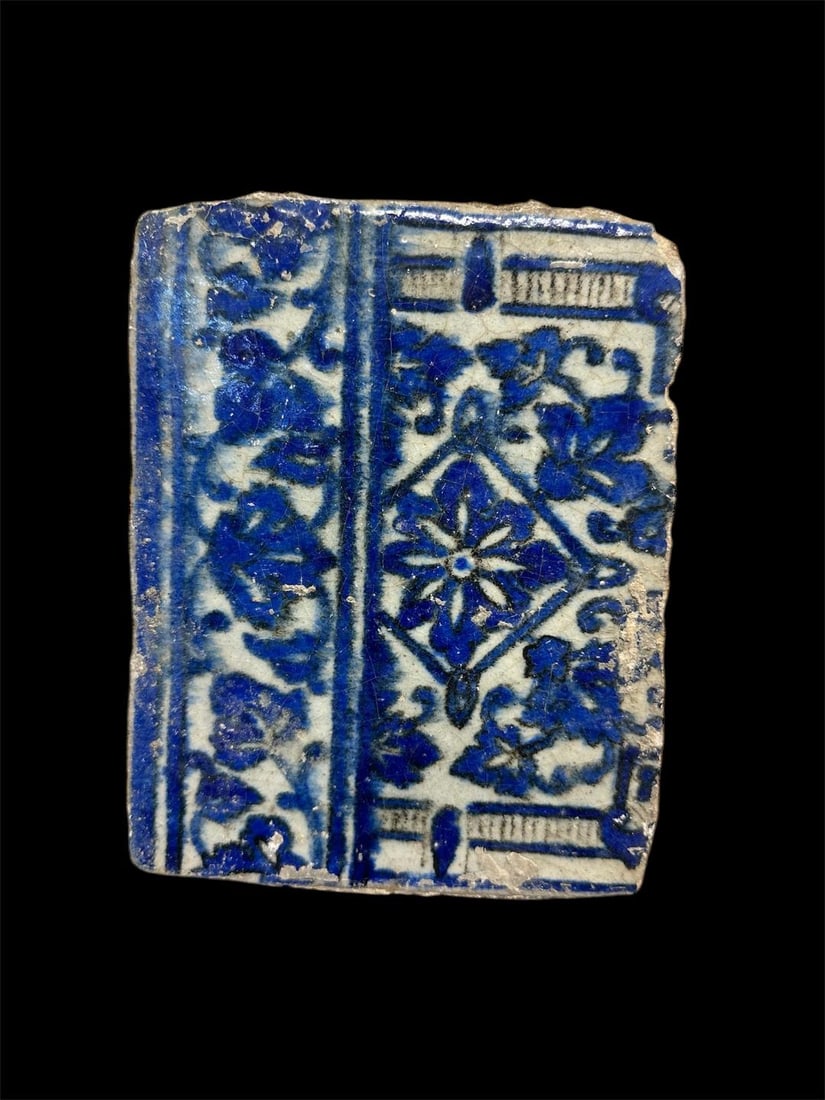 Islamic Ottoman Middle eastern Ceramic Tile c.18th century AD. (1 of 2)