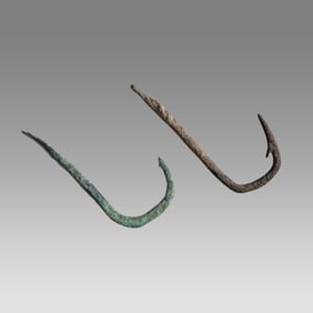 Lot of 2 Ancient Roman bronze fish hooks c.2nd century AD.