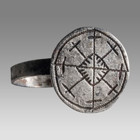 Ancient Roman Silver Ring c.2nd-4th century AD.