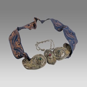 Antique Balcan filigree belt buckle. High grade silver with filigree work and glass stones. Buckle