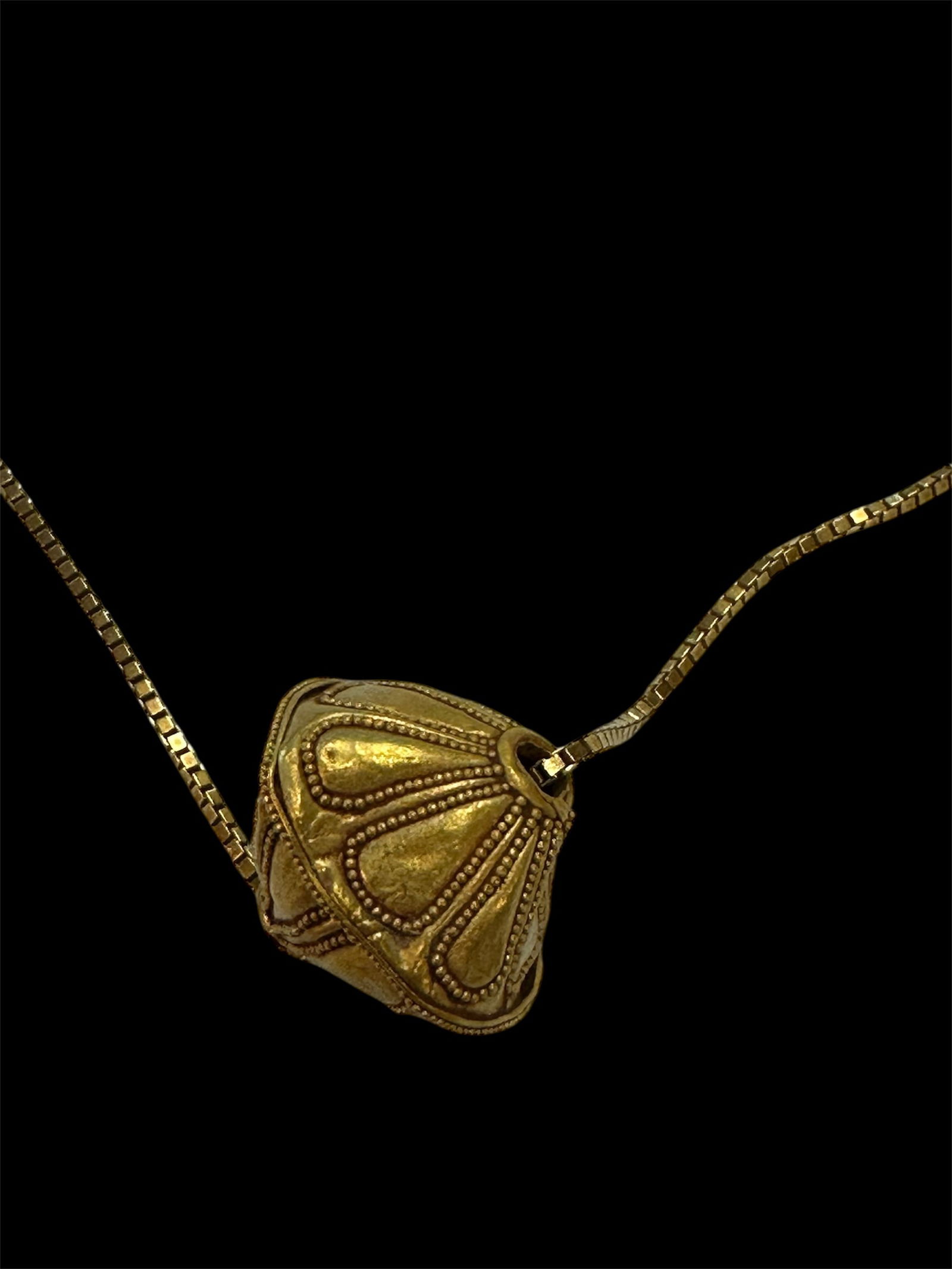 Ancient Roman Gold Large Bead With Chain c.1st-2nd century AD.: Ancient Roman Gold Large Bead with Chain Circa 1st–2nd Century A.D. Bead diameter: 23 mm Chain length: 17 inches Total weight: 14.53 grams Hollow high-karat gold bead with modern gold chainA finely