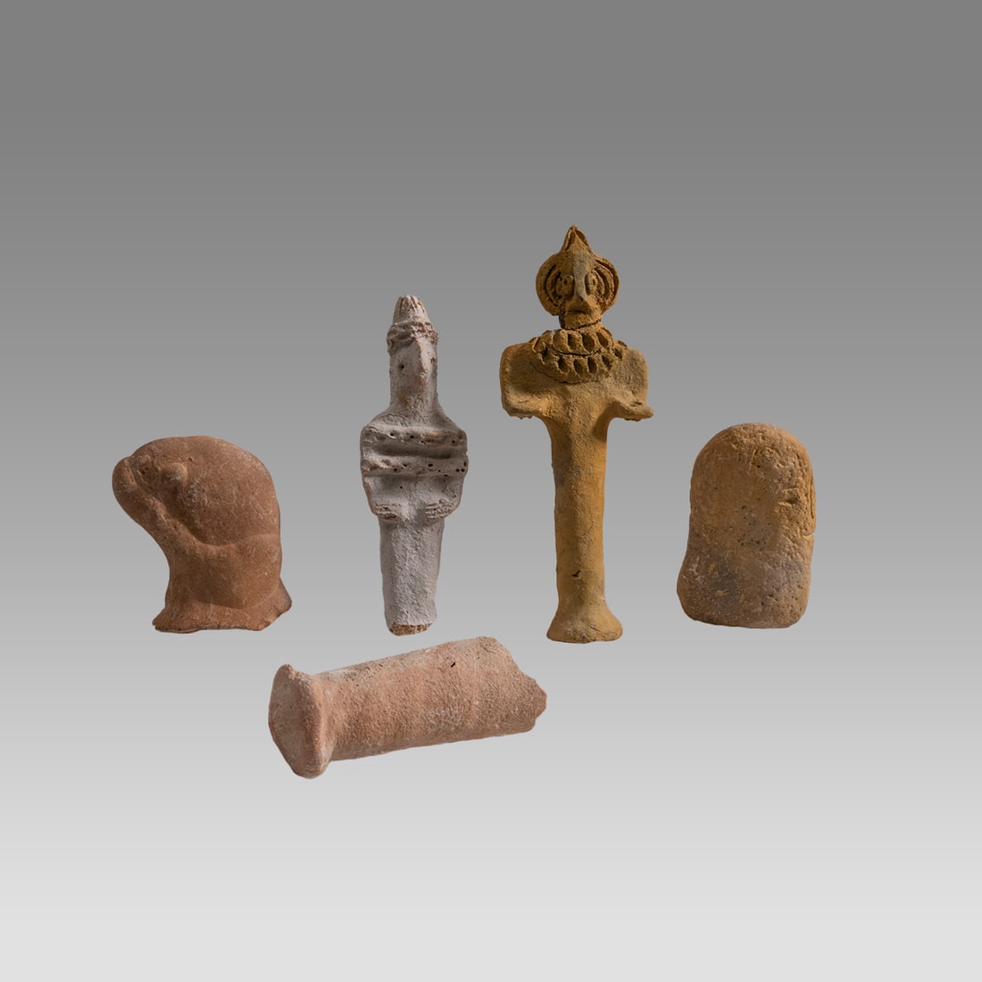 Lot of 6 Mesopotamian Style Stone and Terracotta fragments. (1 of 2)