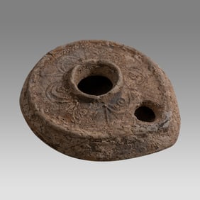 Ancient Holyland Byzantine Terracotta Oil Lamp c.5th century AD.