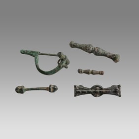 Lot of 5 Bronze Clothing Accoutrements / accessories – Roman – 1st to 4th centuries AD.