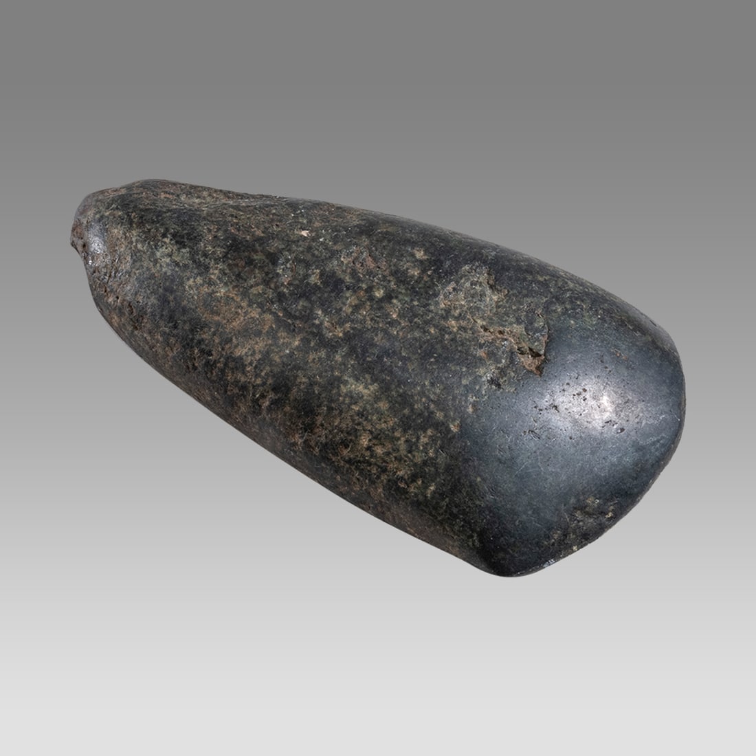 Ancient Neolithic Stone Hand Axe c.5000 BC. (1 of 1)