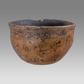 Ancient Near Eastern Decorated Pottery Bowl c.1000 BC.