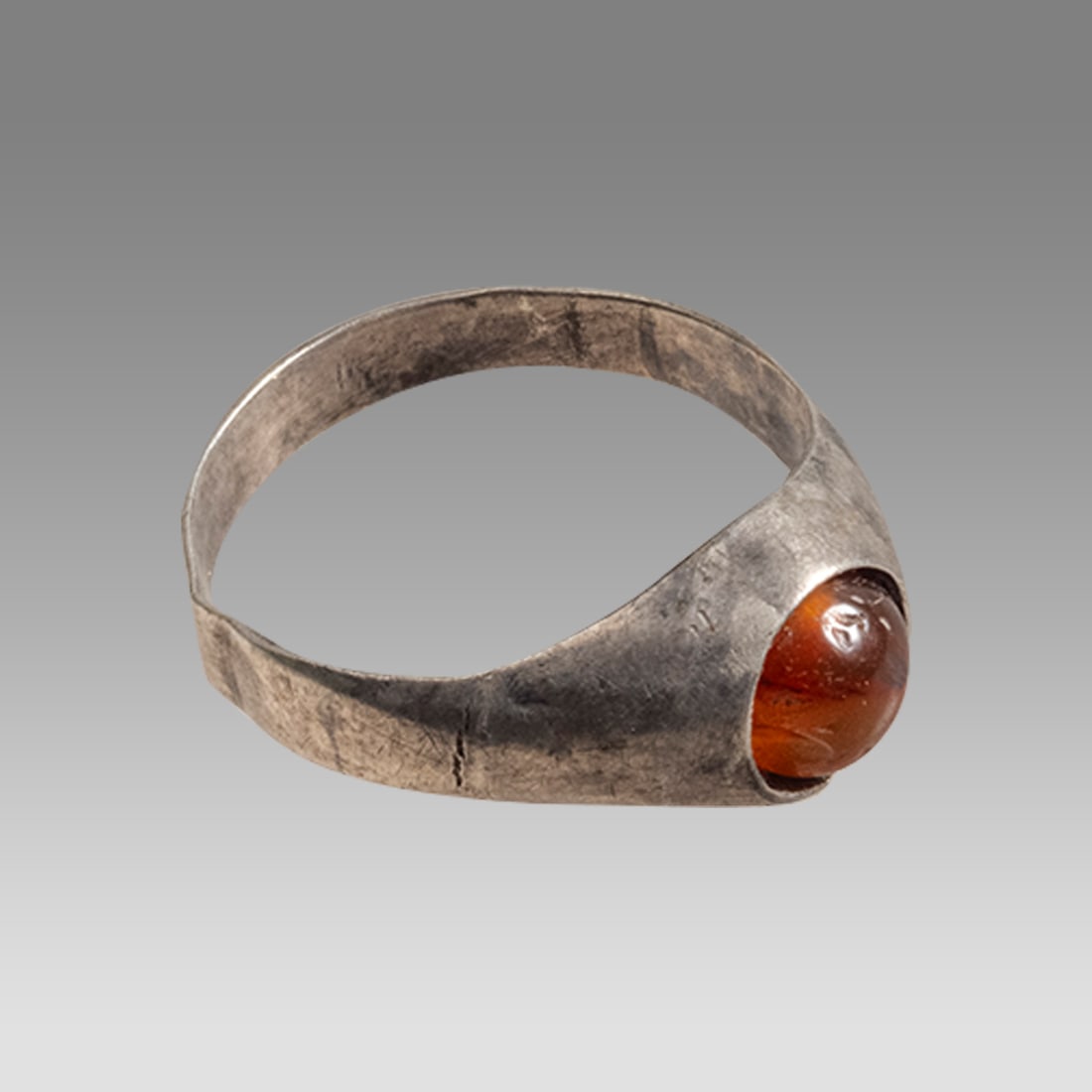 Ancient Roman Silver Ring c.2nd century AD. (1 of 1)