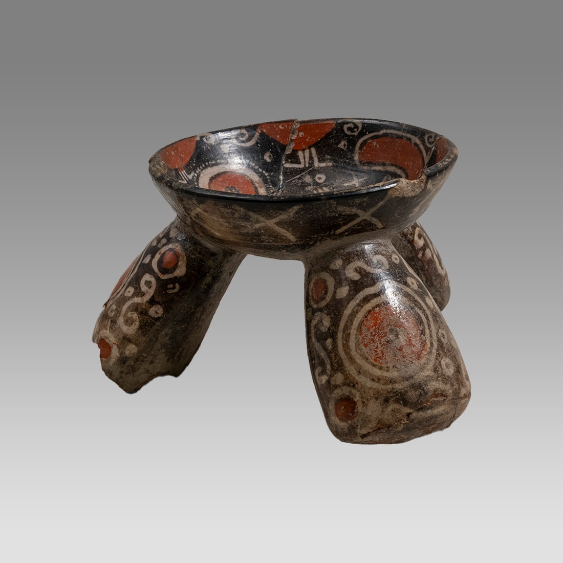 Michoacan Tripod Bowl Ca. 400-100 B.C.: Michoacan Tripod Bowl Ca. 400-100 B.C. Size 3 1/2 inches high, 6 inches length. Decorated pottery tripod bowl. Proveance: Ex. Private Nevada collection, ex. Dr. David Harner collection, Arkansas, 1950