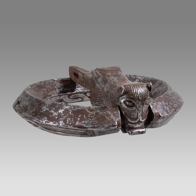 Near Eastern 16th/17th century Cast Iron Lion Head Door Knocker. (1 of 4)
