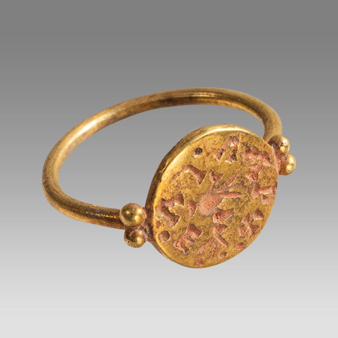 Ancient Roman Gold Ring With Inscription c.2nd century AD. (1 of 1)