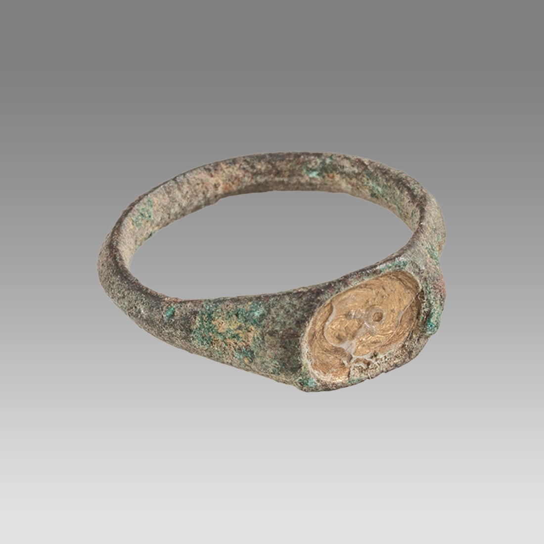 Ancient Roman Bronze Ring c.2nd century AD. (1 of 1)