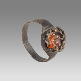 Ancient Roman Bronze Ring With Intaglio c.2nd century AD.