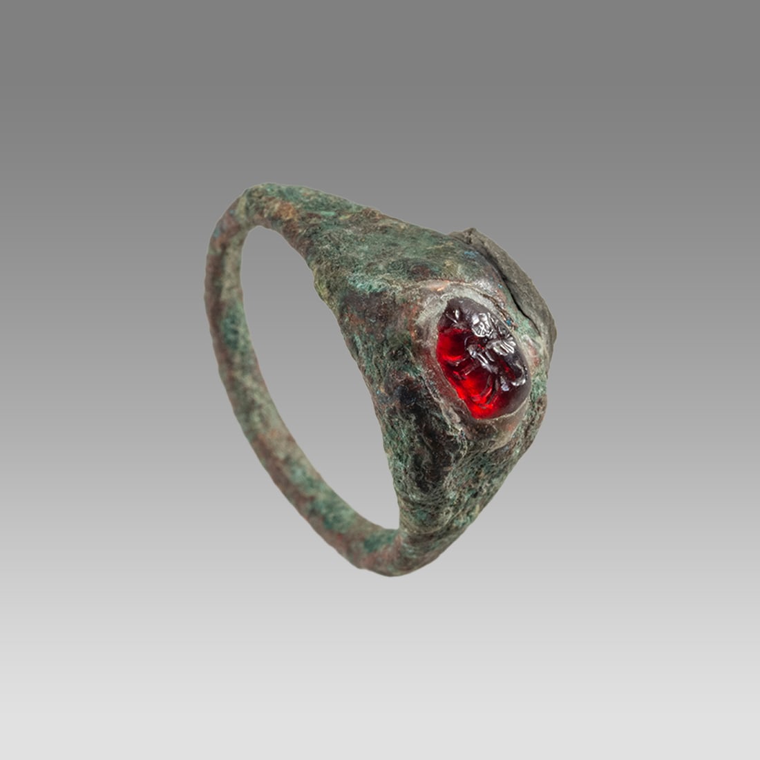Ancient Roman Bronze Ring With Intaglio c.2nd century AD. (1 of 1)