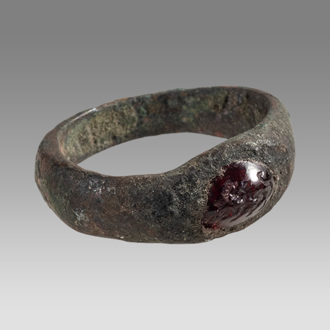 Ancient Roman Bronze Ring With Intaglio c.2nd century AD. (1 of 1)