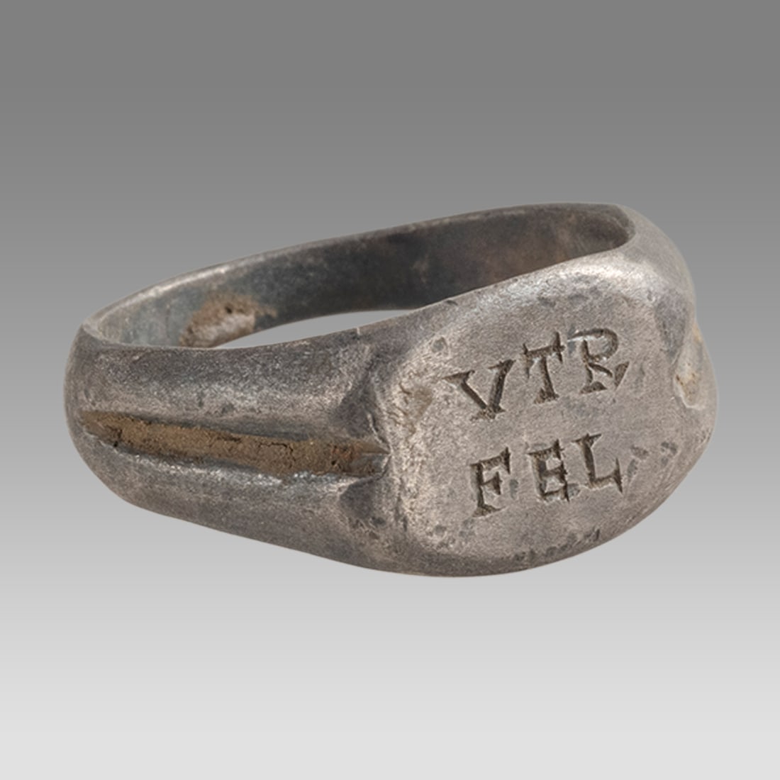 Ancient Roman Silver Ring With Inscription c.2nd century AD. (1 of 1)