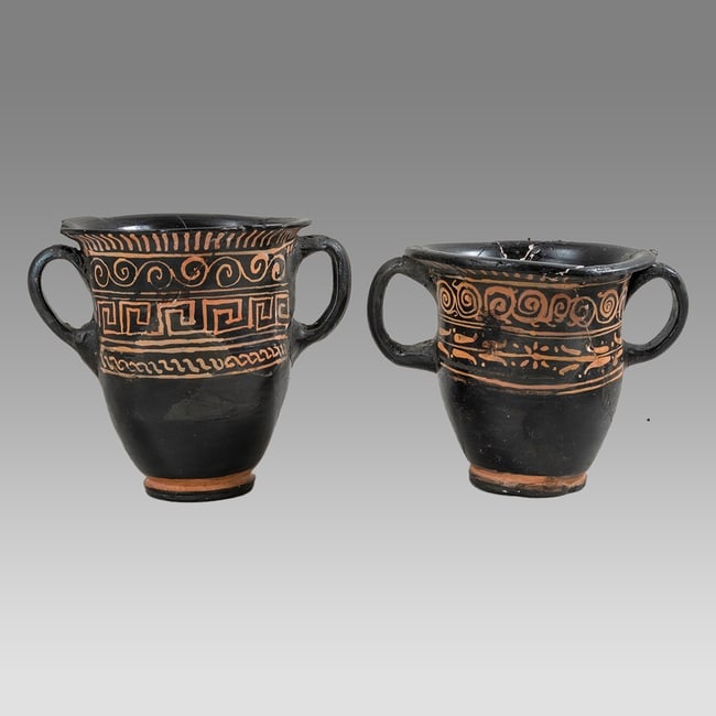 Lot of 2 Ancient Greek Magna Graceia Apulian Pottery Skyphos c.4th century BC. (1 of 3)