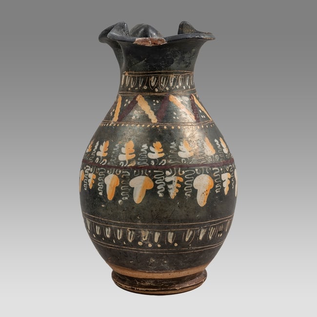 Ancient Greek Magna Graceia Gnathian Pottery Jug c.4th century BC. (1 of 3)