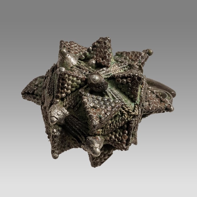 Ancient Islamic Silver Single Earring c.9th century AD. (1 of 1)