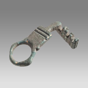 Ancient Roman Bronze Key c.2nd century AD.
