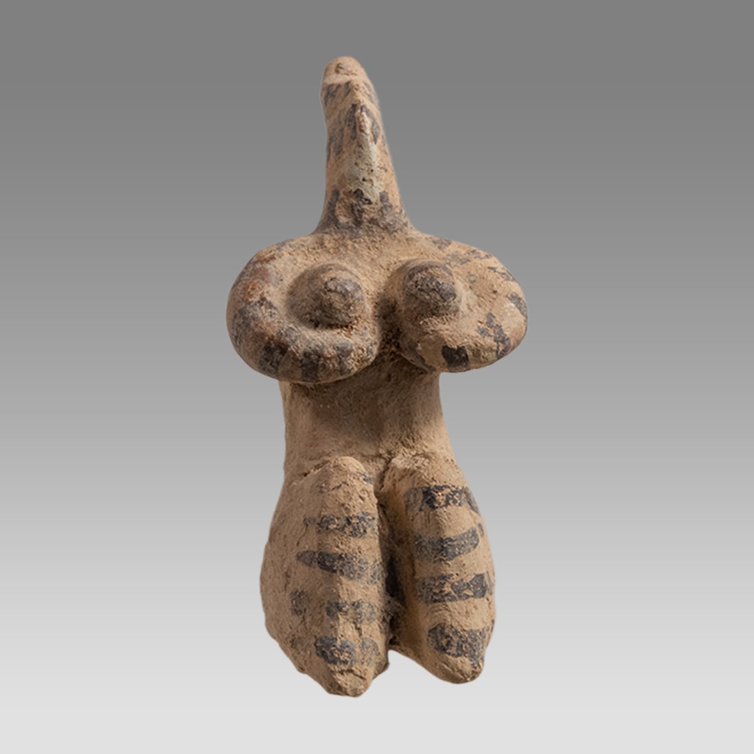 Tel Halaf Seated Fertility Mother goddess Terracotta Figure. (1 of 2)