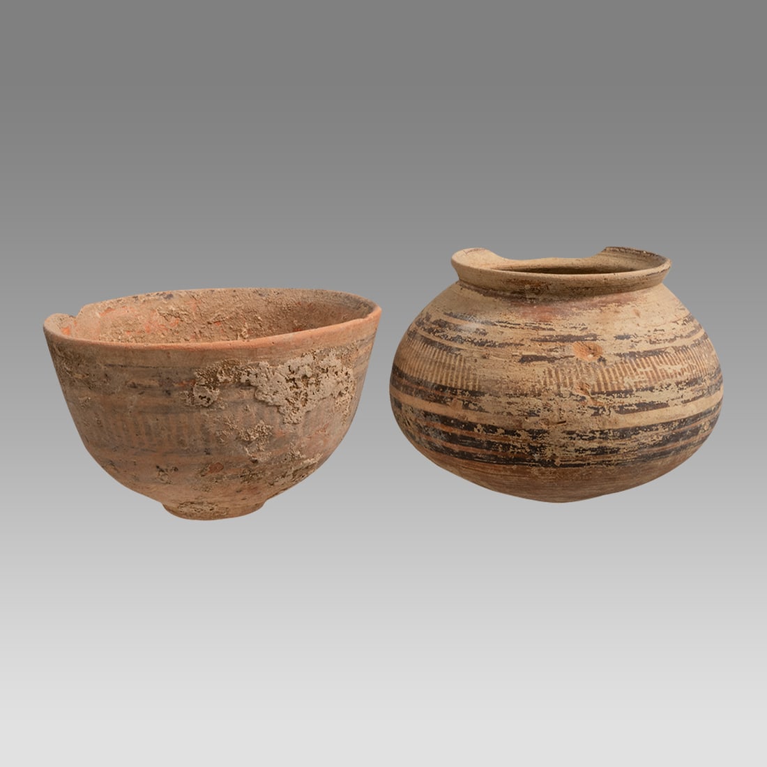 Lot of 2 Ancient Indus Valley Pottery Vessels c.2000 BC. (1 of 2)