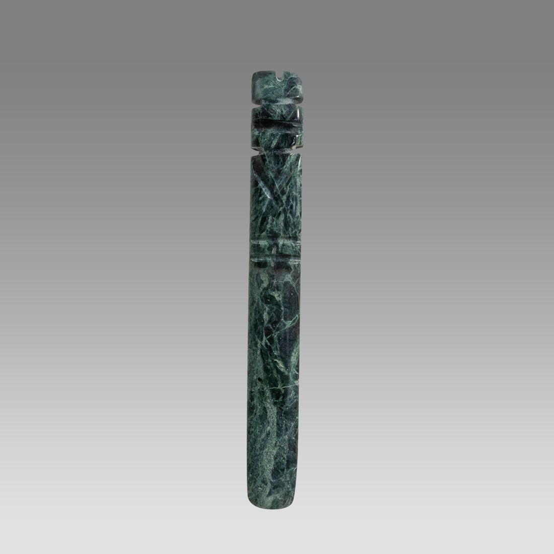 Costa Rican Style Serpentine Axe Pendant. (1 of 2)