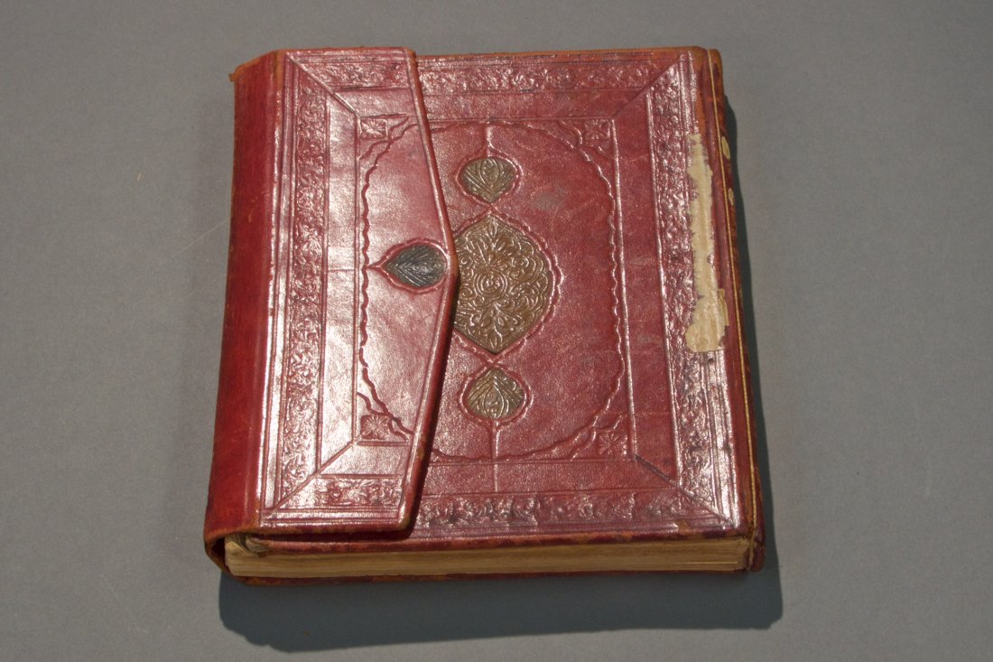 Islamic Hand-written Manuscript/Prayer Book/Quran: Islamic hand written manuscript/prayer book/Quran, 18-19th century, handwriting in Maghreb, north African or Moroccan Islamic. 133 pages with a leather cover; 17 lines a page. 7 x 8.5 inches