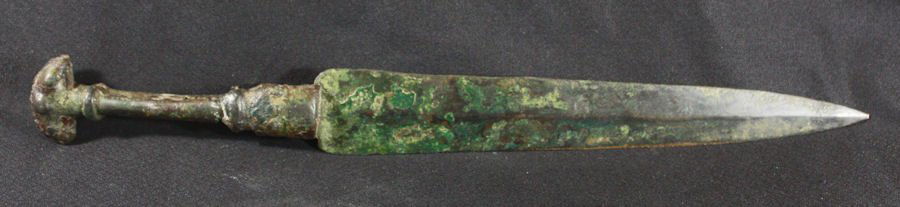 Ancient Luristan Bronze Dagger c.1000 BC (1 of 2)
