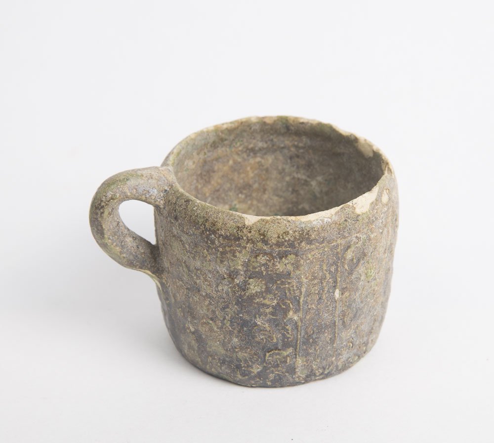Ancient Roman ceramic Cup c2nd century AD (1 of 2)