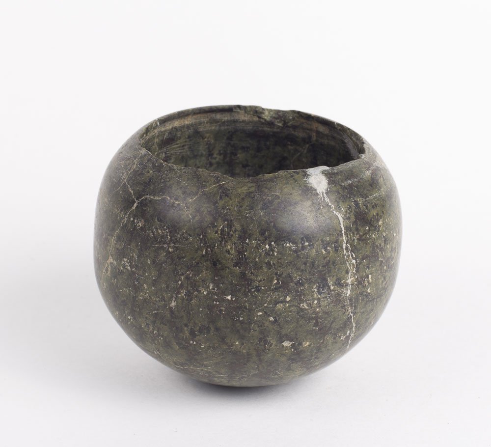 Ancient Egyptian Pre Dynastic Stone Vessel c.3300 BC (1 of 3)