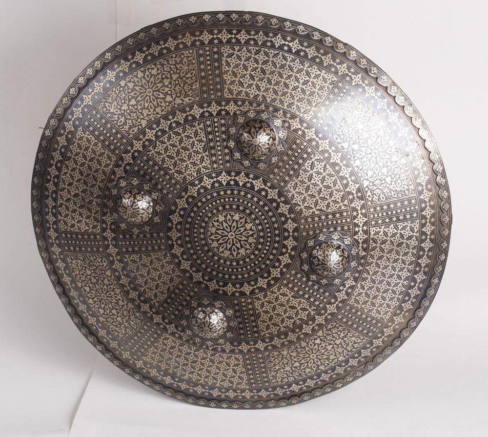 INDIAN Steel Shield with Silver inlaid c.20th century. (1 of 2)