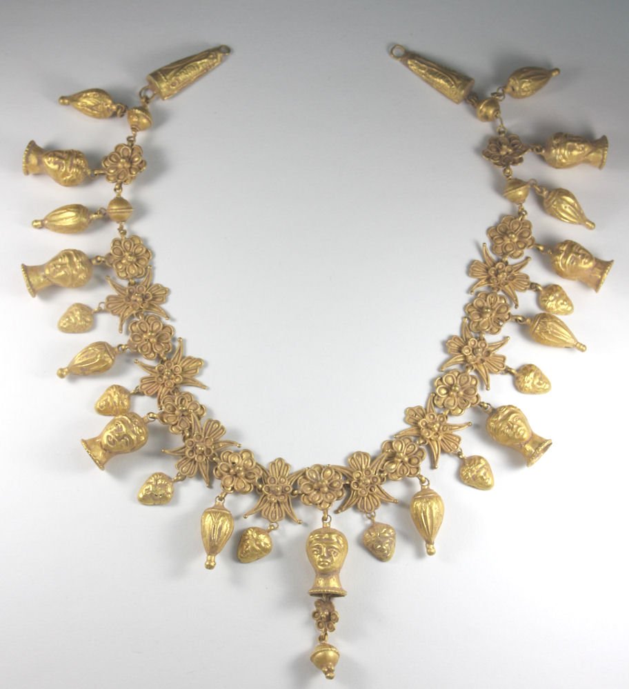 Fabulous Hellenistic Style Gold Necklace with Figures. (1 of 4)