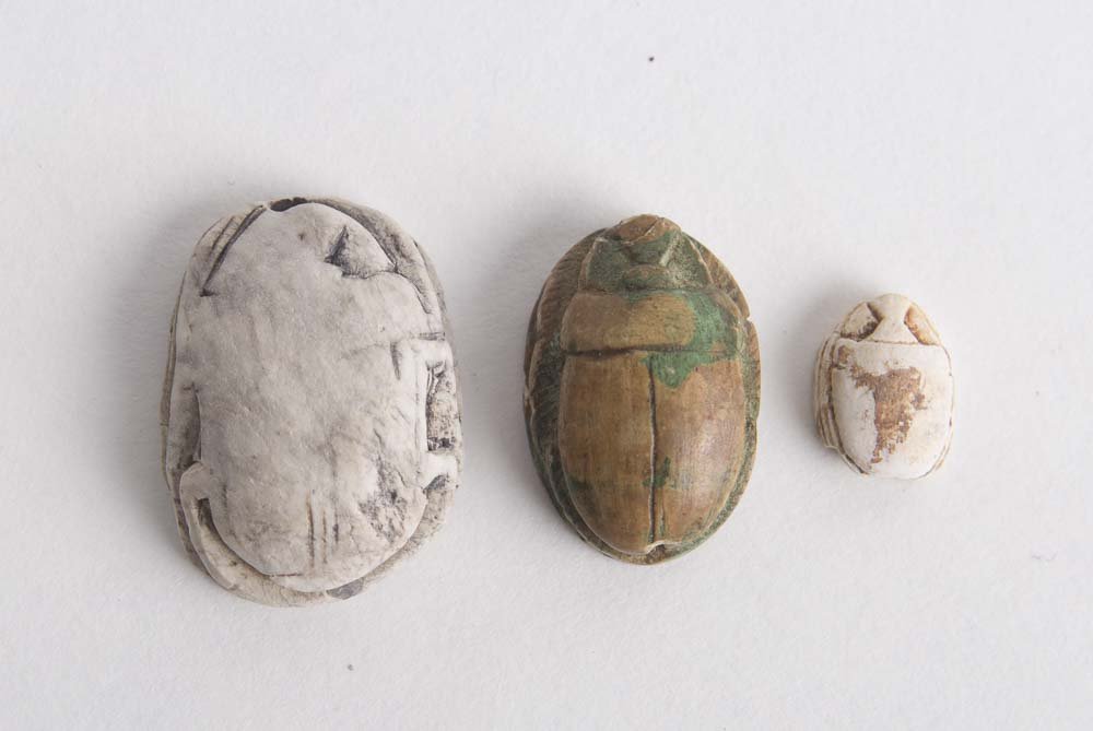 Lot of 3 Ancient Egyptian Steatite Stone Scarabs C.1500: Lot of 3 Ancient Egyptian Steatite Stone Scarabs Ca. 1500-30 B.C. Size 15 x 11 mm. Beautiful collection of 3 Steatite Stone scarabs. condition. perfect. Provenience: Ex Private New York City Collectio