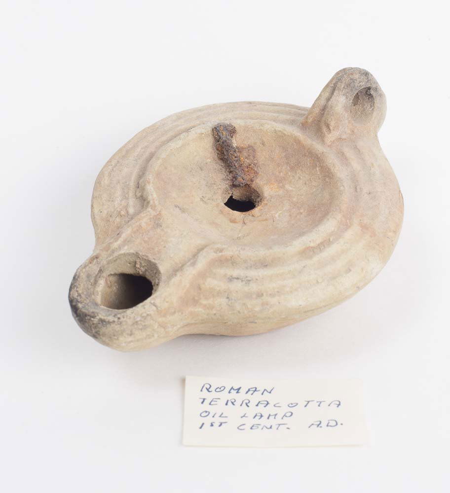 Ancient Roman Terracotta Oil Lamp c. c.2nd century AD (1 of 1)