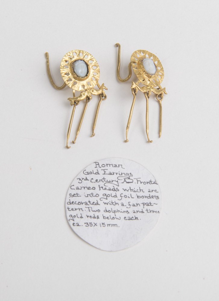 Ancient Roman Gold Earrings with cameo c.3rd Century AD (1 of 1)