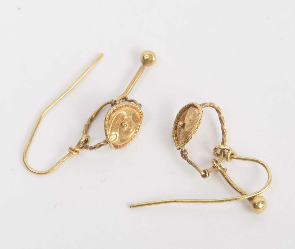 A Pair of Ancient Roman Gold Earrings c.1st century AD. (1 of 1)