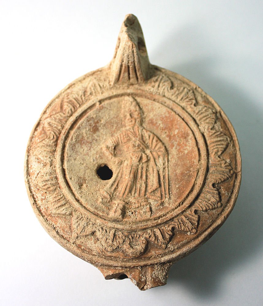 Ancient Roman Terracotta Oil Lamp c.2nd century AD. (1 of 2)