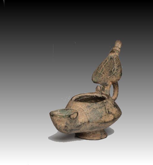 Ancient Roman Bronze Oil Lamp Ca.2nd-4th century A.D. (1 of 4)