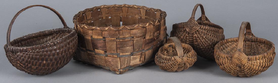 Five assorted baskets, together with two basket r (1 of 2)