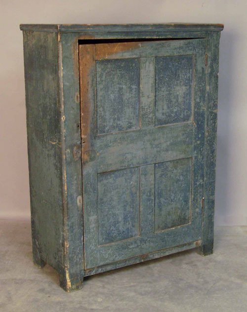 Painted pine wall cupboard, early 19th c., retain